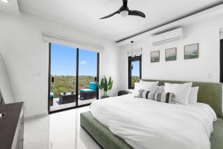 Stylish Villa Near Grace Bay, Private Pool & BBQ - 8