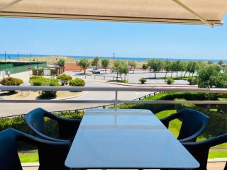 Apartment Gemütliche- strandnahe Ferienwohnung in Pals by Interhome - 1