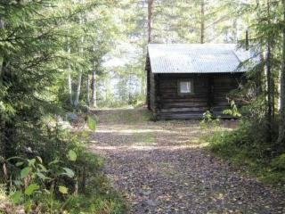 Holiday Home Blockhütte für das wahre Naturerlebnis am See by Interhome - 6