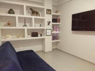 Izze Home - 5