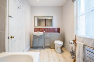 23 North Parade - 1