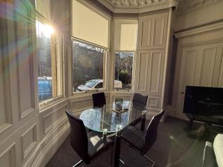 Rosslyn Apartment by Principal Apartments - 5