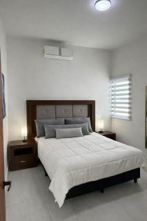 Casa Fragata Family Retreat with Pool & BBQ 10 minutes from the airport - 4