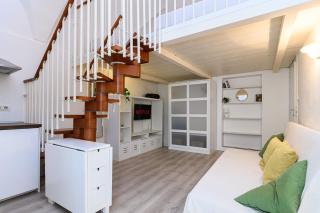 LOFT IN CENTRO STORICO GAETA Via DELL'INDIPENDENZA - 5