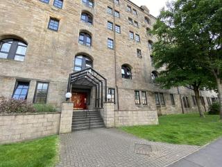 Bell Warehouse by Principal Apartments - 6