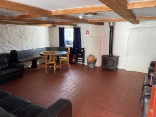 Smithy's Bunkhouse - 4