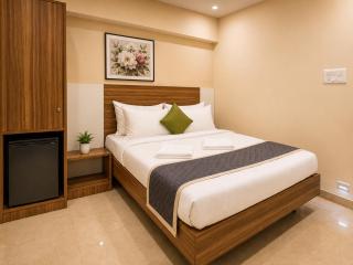 Urban Comforts - Near US Consulate Business Hotel in T Nagar Free Breakfast - 9