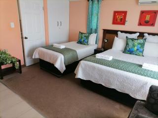 Phomolo Guest House - 1