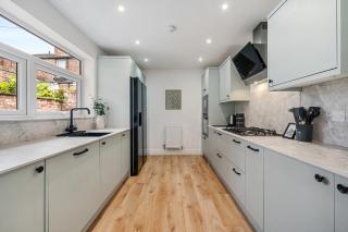 Oakdale House - Near Sefton Park - Parking - 8
