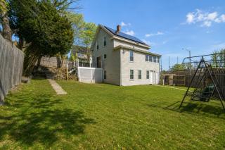 Home Near Parks & Downtown Worcester - 9