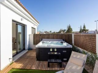 Serenity Garden & Spa - 4