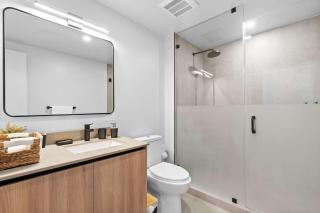 Stylish Condo With Prime Downtown Miami - Pool & Gym - 5