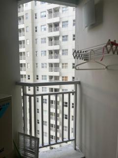 Studio Apartemen Parahyangan Residence by Anton - 2