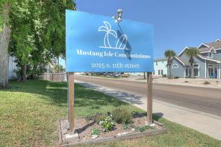 Mustang Isle MI24 - 0
