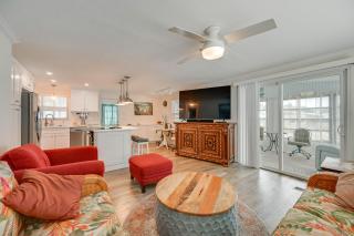 7 Mi to Bonita Beach! Escape w/ Pool Access - 6