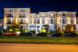 The Carlton Hotel - 7