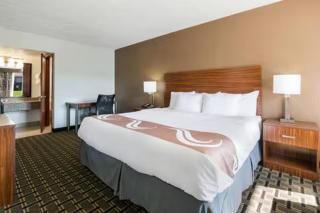 The Cherrywood Inn - 2