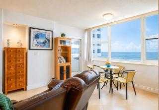 Beachfront Condo with Pool, Balcony & Ocean Views - 2