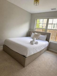 Spacious Woodbridge Retreat with Patio - 5