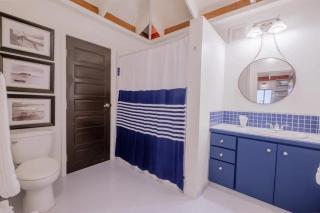 Le Reve Beautiful Oceanfront Villa - 3