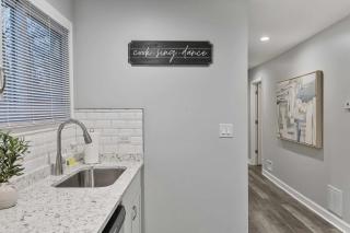 Cozy 4BR 2BA Worth Home - 4