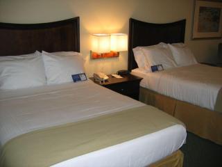 Holiday Inn Express Indianapolis Airport by IHG - Plainfield - 7