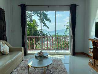 Lovely 2-Bedroom House with Patong Sea View - 5
