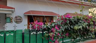 The Family Homestay - 9