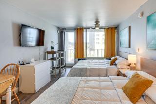 Beachfront Condo w/ Balcony on Florida’s Fun Coast - 6