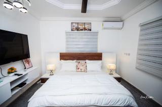 Eljay Luxury Stay - 2