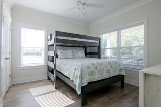 Brand New Home with Beach Views! Fully furnished 3 bedroom home in Gulfport - 4