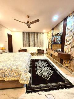 New Stylish Boutique Hotel Room in Miyapur - 6