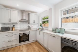 Beautiful newly refurbished Victorian townhouse - Pass the Keys - 7