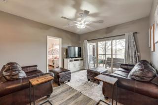 Relax Poolside! Golfer’s Oasis in Branson West - 8