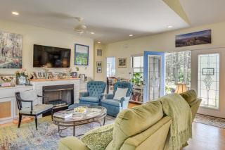 Serene Wooded Retreat w/ Patios in Charlottesville - 6