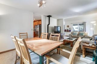 Ski, Golf & Hike! Incline Village Family Home - 4