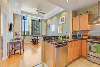 Palms at Waikiki - 1 Bedroom City View 1209 - 3