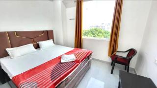 Hotel Cashew le Place 'Front of New Delhi Railway Station & 1 Minute from Connaught Place & City Centre - 1