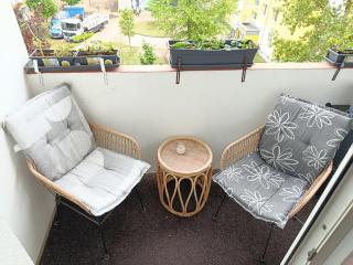 Gemütliches Apartment mit Balkon und Stadtblick - 6