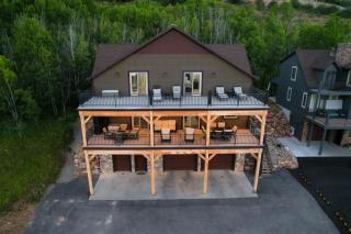 Lochwood Monster - Sleeps 31, Hot Tub, Arcade, Pool, Lake Views - 9