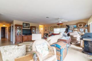 Vero Beach A1A Coastal Stay Near Sebastian Inlet and Beach Attractions - 3