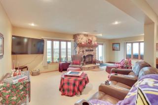 Howard Lake Family Retreat with Game Room Pool Table Sleeps 8 Pet Friendly Great WiFi Lake Country Escape - 6