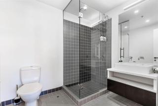 Luxury 2 Bed Marina Apartment Pool Spa Gym - 1