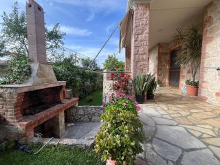 Vila Redstone Apartment ksamil - 9