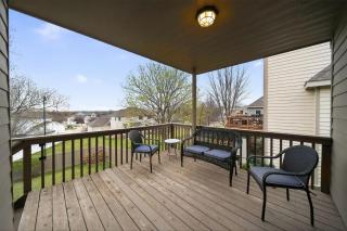 Quiet Lincoln Gem 3 King BRs Garage home - 6
