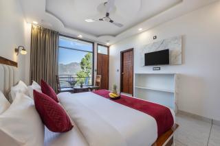 Mountain Majesty Kasauli by Splendid Retreat Hotels - 4