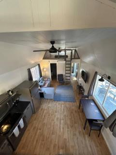 Cozy Lofted Cabin #1 at Cataract Lake Getaway - 1