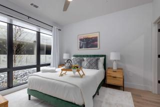 Savanna - Heart of Midtown - Odyssey at the Park - 7