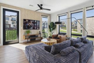 Cowboy Condo - Odyssey - Heart of Midtown - 4