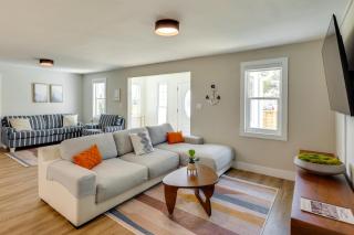 Mins to Beach & Mayo Clinic, Pet-Friendly 4BR Home - 6